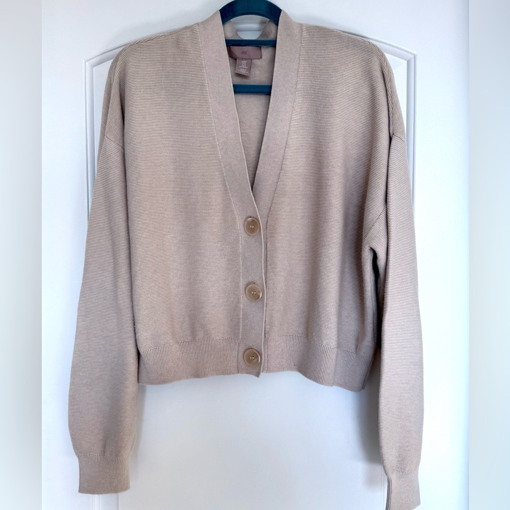 H&M Beige Cardigan Cottagecore size Medium